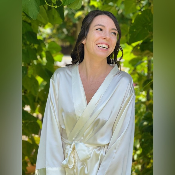 Meet your Posher, Mary - Picture 1 of 9